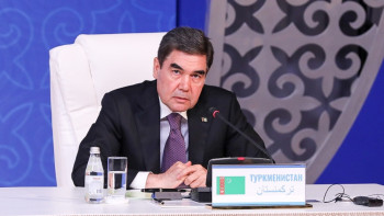 Фотография к новости: Провести следующий Каспийский саммит в Туркменистане предложил Бердымухамедов