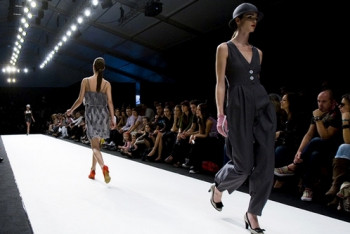 Фотография к новости: Дизайнер из ЮКО представит свою коллекцию в Милане