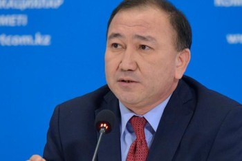 Фотография к новости: Надо защищать права детей - Башимов высказался о законопроекте по вопросам религии