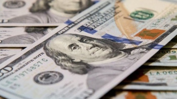 Фотография к новости: Доллар подорожал до 374 тенге