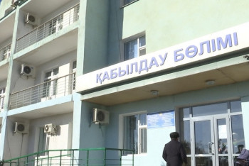 Фотография к новости: Пришла в сознание девочка, лишившаяся ног в ДТП с тепловозом 