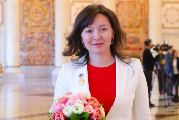 Фотография к новости: Самал Еслямова признана лучшей актрисой Азии