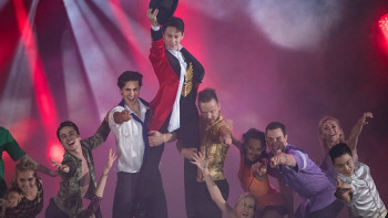 Фотография к новости: Документальный фильм о ледовом шоу Дениса Тена покажут в Алматы