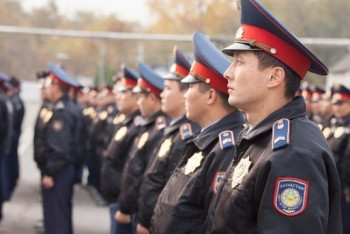 Фотография к новости: Более 2,5 тыс. полицейских обеспечат акмолинцам безопасность на Новый год