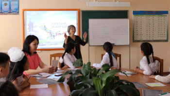 Фотография к новости: Павлодарские школьники начали изучать казахский язык на латинице