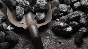 Фотография к новости: В Астану за два дня поступило 96 вагонов угля