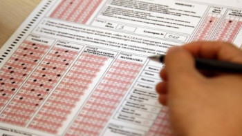 Фотография к новости: Незаконную схему сдачи КТА в одном из вузов Павлодара раскрыли антикоррупционщики