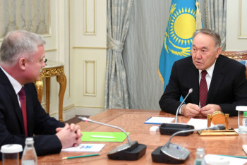 Фотография к новости: Назарбаев поддержал кандидата от Беларуси на пост Генсека ОДКБ 