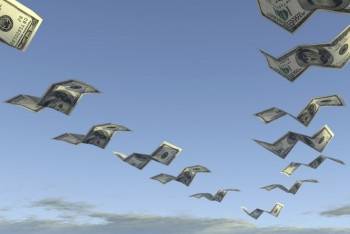 Фотография к новости: Это чистейший грабеж - мажилисмен о выводе денежных средств за рубеж