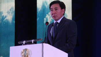 Фотография к новости: Обеспечить жильём учителей-мужчин предложил аким Усть-Каменогорска