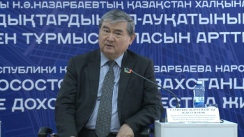 Фотография к новости: Мажилисмен разъяснил молодёжи Кокшетау Послание Президента