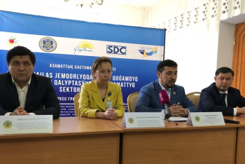 Фотография к новости: Сколько не предупреждай, всё равно на взятке ловятся - служба АГДСПК