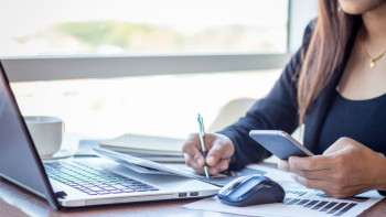 Фотография к новости: Получить разрешение на работу иностранцам стало проще в Алматы