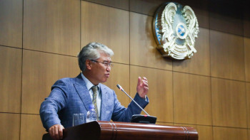 Фотография к новости: Как холодный душ - Мухамедиулы о фиаско сборной на Азиаде