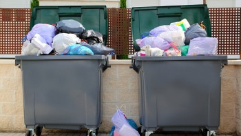 Фотография к новости: Никому ничего не надо - павлодарцы пожаловались на свалку во дворах