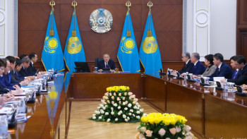 Фотография к новости: На неслаженность действий Правительства и Нацбанка указал Назарбаев