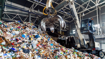 Фотография к новости: Мусоросортировочный завод запустили в Алматы