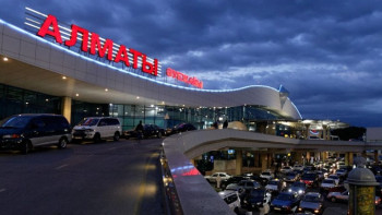 Фотография к новости: В аэропорту Алматы изменились правила въезда автомобилей 