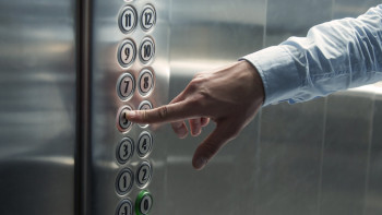 Фотография к новости: В Казахстане разработали национальный стандарт по техническому обслуживанию лифтов