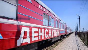 Фотография к новости: Медицинские поезда начали работу на отдалённых станциях Казахстана