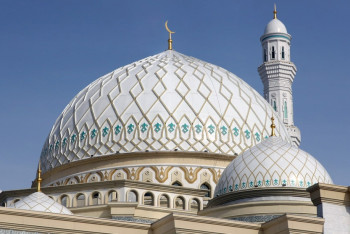 Фотография к новости: Можно потише: в Казахстане предложили уменьшить громкость азана 