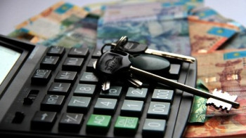 Фотография к новости: Трудно накопить первоначальный взнос – госслужащие о программе "7-20-25"