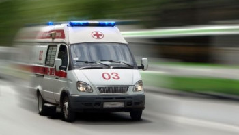 Фотография к новости: Санитарная машина областной детской больницы перевернулась на мосту в Караганде 