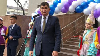 Фотография к новости: Биртанов открыл самое крупное студенческое общежитие в Казахстане