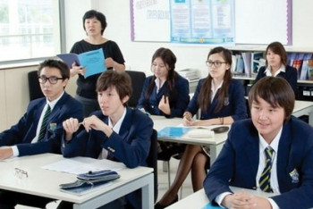 Фотография к новости: Недоверие к казахстанскому образованию еще хуже, чем вопрос его качества - сенатор