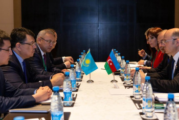 Фотография к новости: Возможность транзита казахстанской нефти через Азербайджан обсудили в Баку