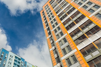 Фотография к новости: Омбудсмен просит Правительство РК соблюдать жилищные права матерей-героинь