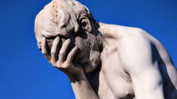 Фотография к новости: Очередной странный арт-объект возмутил жителей Алматы