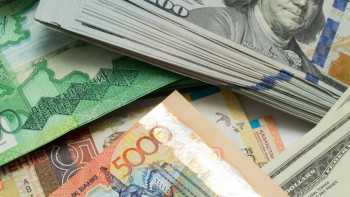 Фотография к новости:  KASE: доллар приближается к отметке 357 тенге