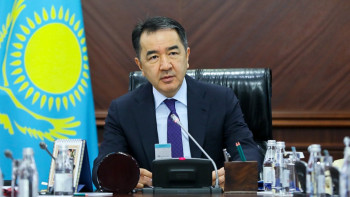 Фотография к новости: Каждая позиция по социально-значимым продуктам на контроле - Сагинтаев о росте цен