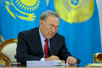 Фотография к новости: Президент Казахстана утвердил стратегический план развития республики до 2025 года