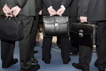 Фотография к новости: Госдолгом должно заниматься одно ведомство – Годунова 