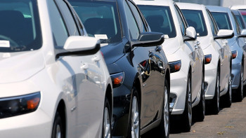 Фотография к новости: Казахстанцам вернули изъятые у них автомобили из Монголии 