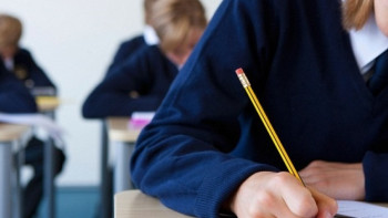 Фотография к новости: Проезд в автобусах за 40 тенге продлили столичным школьникам до середины сентября