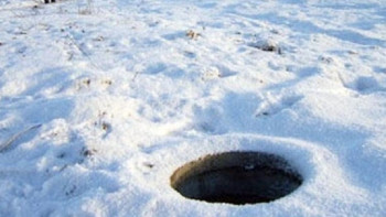 Фотография к новости: В Астане колодцы покроют полиэтиленовыми сетками