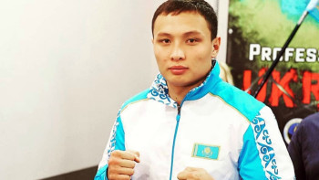 Фотография к новости:  Боксёр-тяжеловес Асхат Жантурсынов прибыл на свой бой в США