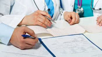 Фотография к новости: 25 столичных врачей наказаны после жалоб на качество оказания медпомощи