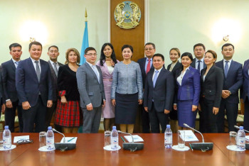 Фотография к новости: Госсекретарь РК посоветовала госслужащим повышать эмоциональный интеллект