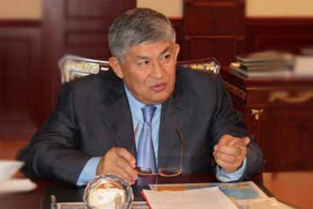 Фотография к новости: Кушербаев отправит подучиться в Астану сельских акимов