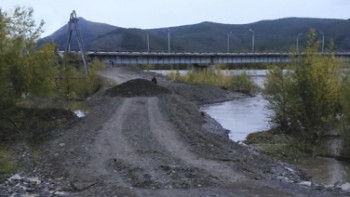 Фотография к новости: Из-за обильных дождей размыло дорогу в ВКО 