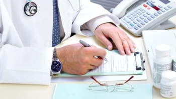 Фотография к новости: Сагинтаев дал две недели для мер по снижению цен на обучение и медуслуги 