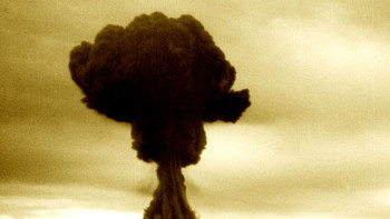 Фотография к новости: Британский фильм о ядерных испытаниях в Казахстане показали в Астане