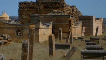 Фотография к новости: В незаконном строительстве на некрополе Камысбай обвинили жителя Мангистау