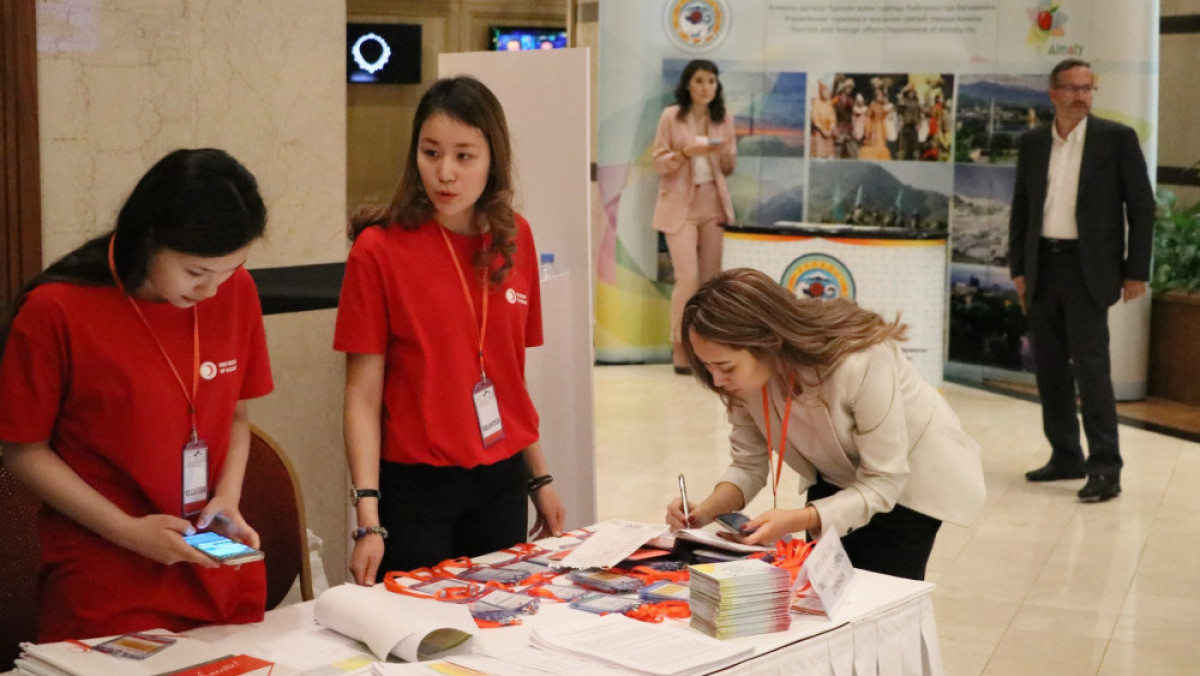  Захар Свириденко 