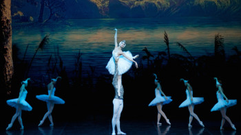 Фотография к новости: Казахстанский балет покорил Валенсию