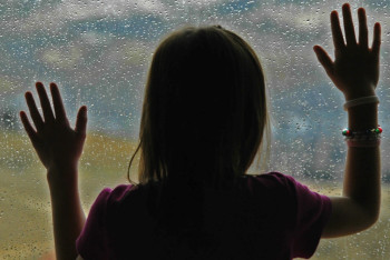 Фотография к новости: Установлена подозреваемая в избиении пятилетней девочки в Астане